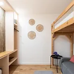 - Zen Haven Luxurious 3-room Japanese-themed With King-size Beds, Balcony, Bamboo Accents, Entertainment Galore & Private Parking - Near Airport & Train Station - Apartment Duisburg