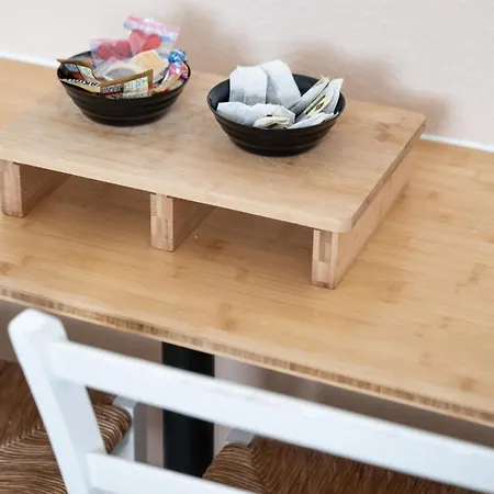 Апартаменты - Zen Haven Luxurious 3-room Japanese-themed With King-size Beds, Balcony, Bamboo Accents, Entertainment Galore & Private Parking - Near Airport & Train Station - *