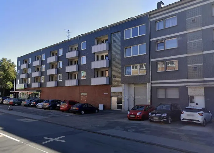 - Zen Haven Luxurious 3-room Japanese-themed With King-size Beds, Balcony, Bamboo Accents, Entertainment Galore & Private Parking - Near Airport & Train Station - * Duisburg