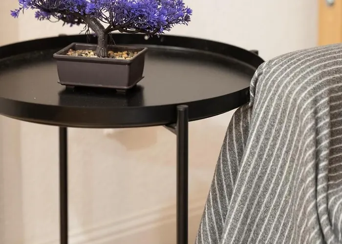 - Zen Haven Luxurious 3-room Japanese-themed With King-size Beds, Balcony, Bamboo Accents, Entertainment Galore & Private Parking - Near Airport & Train Station - * Дуйсбург